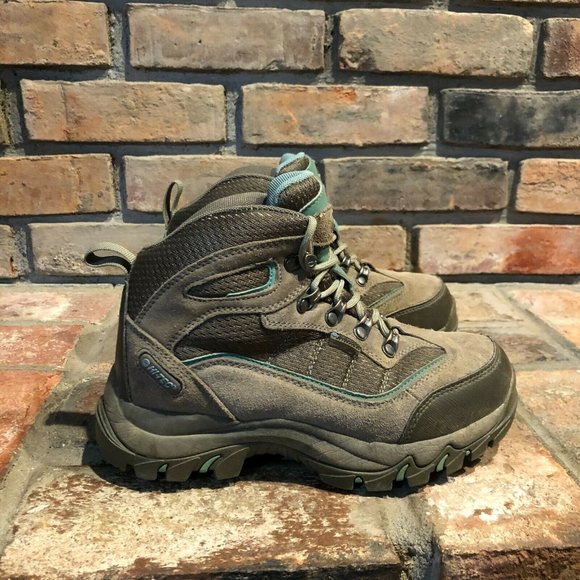 Hi-Tec Womens  Lace Up Brown Hiking Boot Sz US 5.5 - Picture 1 of 9